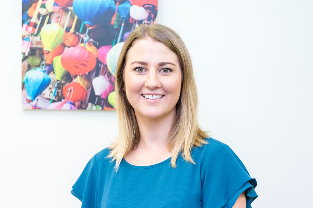 Dr Stephanie Barnard